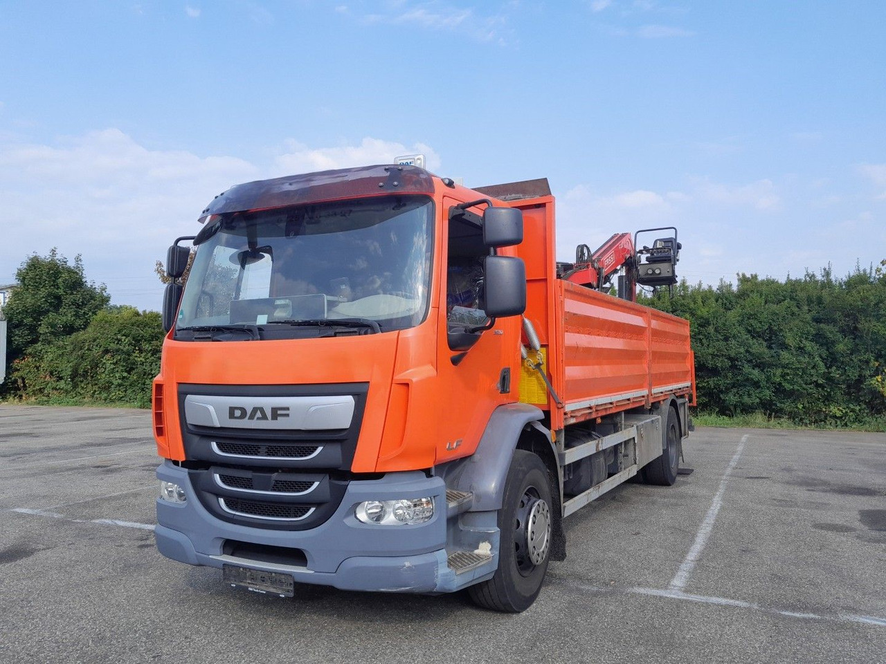 DAF FA LF 320 19t Fassi Kran - شاحنات مسطحة, شاحنة كرين: صور 1 DAF FA LF 320 19t Fassi Kran - شاحنات مسطحة, شاحنة كرين: صور 1