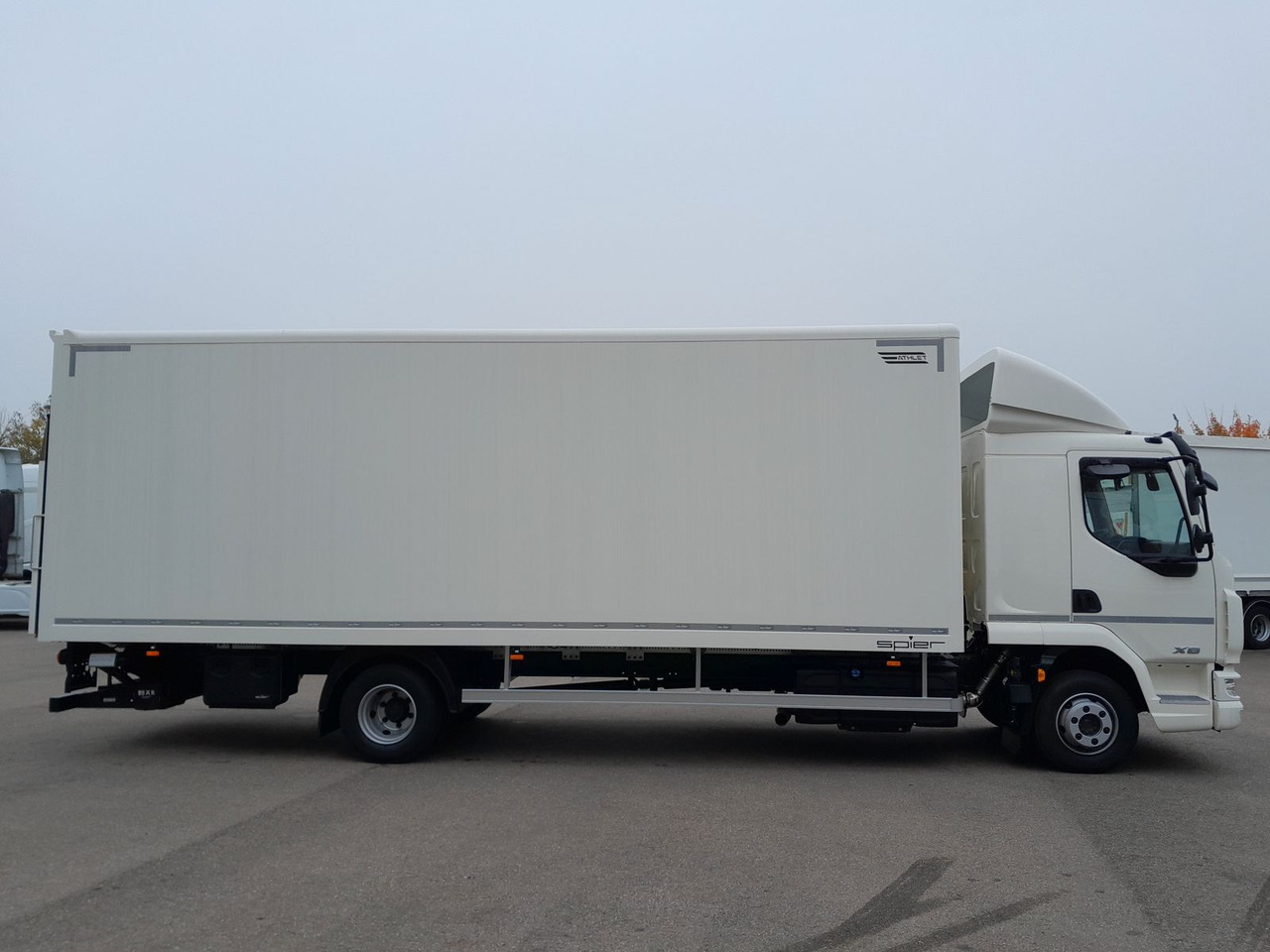 DAF FA XB 230 12t - بصندوق مغلق شاحنة: صور 5 DAF FA XB 230 12t - بصندوق مغلق شاحنة: صور 5