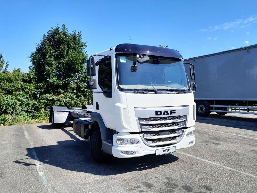 DAF FA XB 260 12t reparierter Wasserschaden - الشاسيه شاحنة: صور 3 DAF FA XB 260 12t reparierter Wasserschaden - الشاسيه شاحنة: صور 3