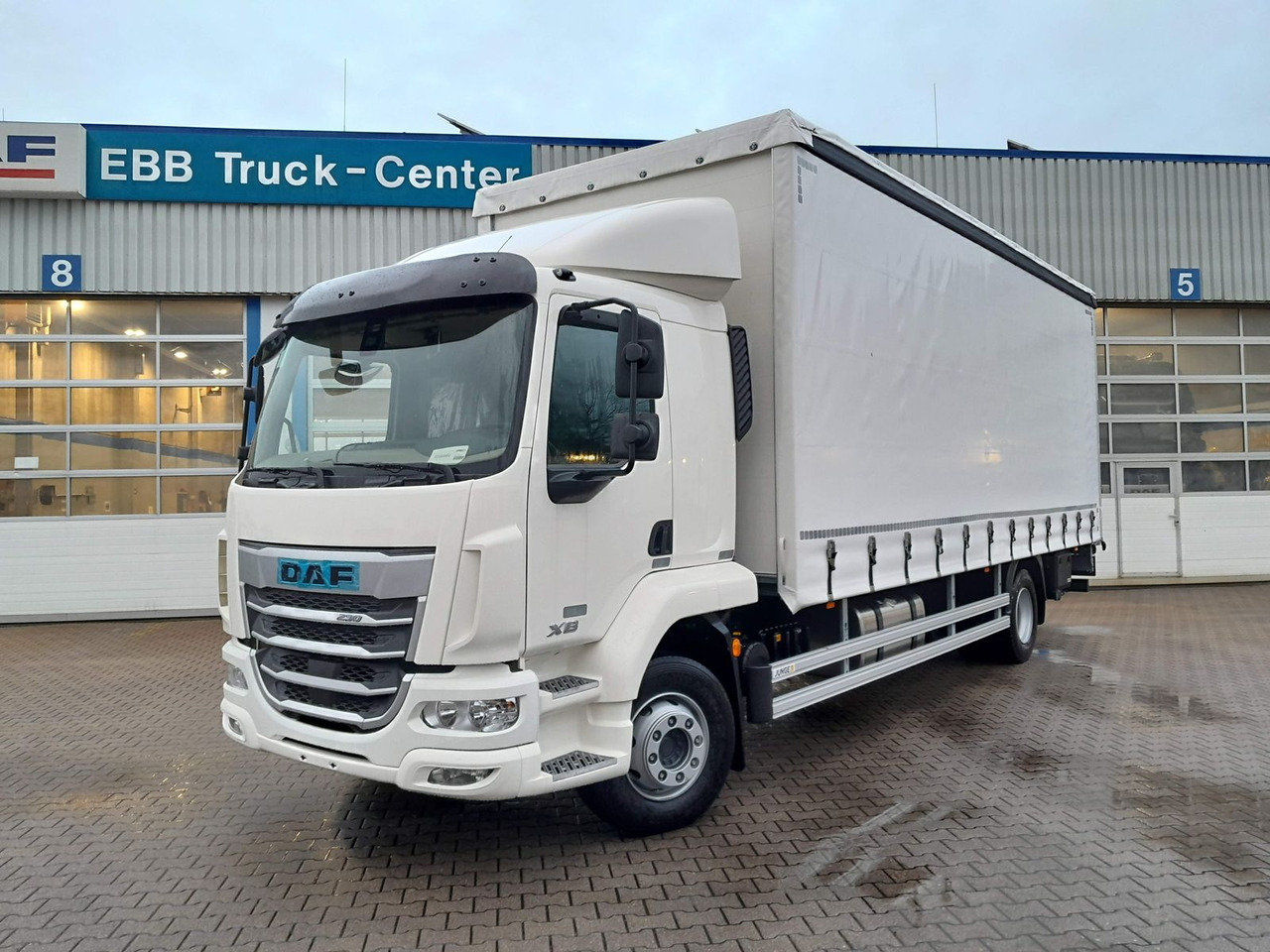 DAF FA XB 290 16t Junge Curtainsider - شاحنة ستارة: صور 1 DAF FA XB 290 16t Junge Curtainsider - شاحنة ستارة: صور 1