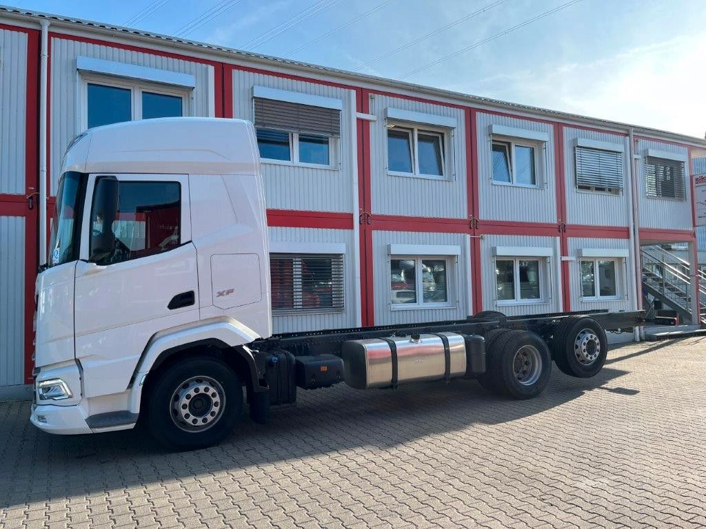 DAF FAN XF 480 ohne Aufbau - الشاسيه شاحنة: صور 1 DAF FAN XF 480 ohne Aufbau - الشاسيه شاحنة: صور 1
