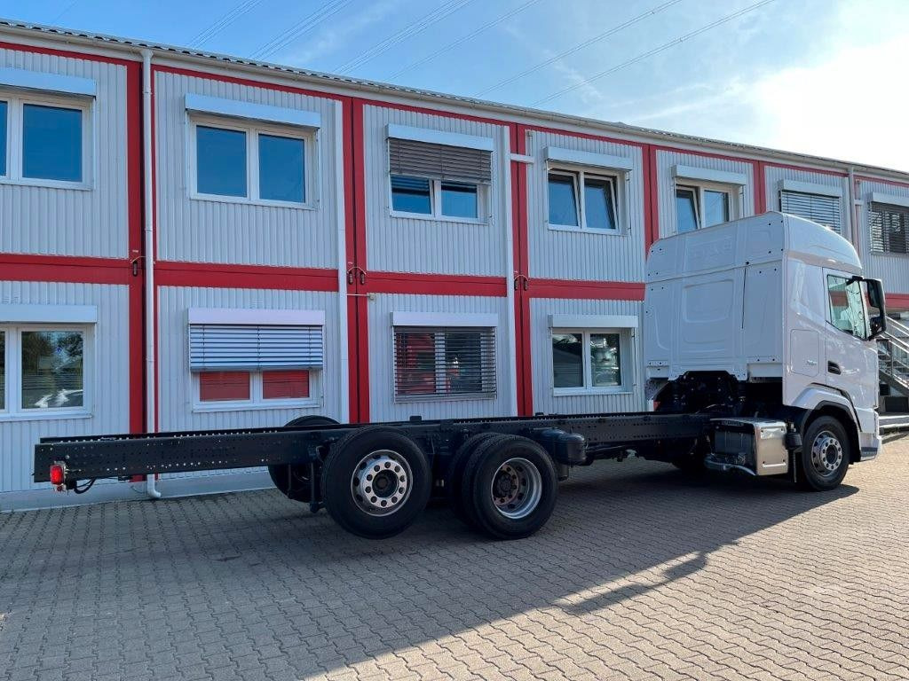 DAF FAN XF 480 ohne Aufbau - الشاسيه شاحنة: صور 2 DAF FAN XF 480 ohne Aufbau - الشاسيه شاحنة: صور 2