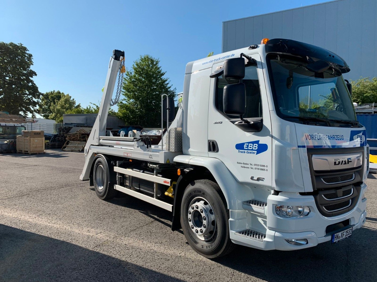 DAF LF 310 18t VDL Absetzkipper DAF LF 310 18t VDL Absetzkipper - شاحنات قابلة للفك شاحنة: صور 3 DAF LF 310 18t VDL Absetzkipper DAF LF 310 18t VDL Absetzkipper - شاحنات قابلة للفك شاحنة: صور 3