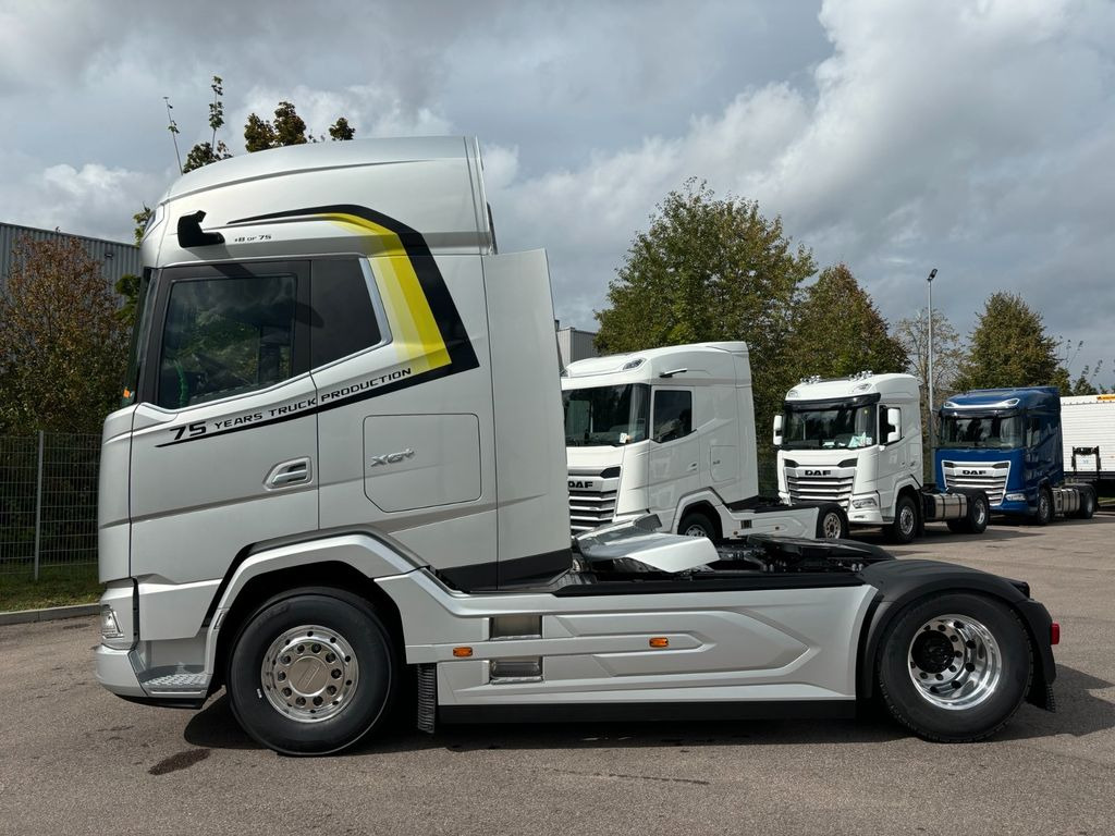DAF XG+ 480 FT 75 Jahre DAF Edition "Limitiert" - شاحنة جرار: صور 4 DAF XG+ 480 FT 75 Jahre DAF Edition "Limitiert" - شاحنة جرار: صور 4