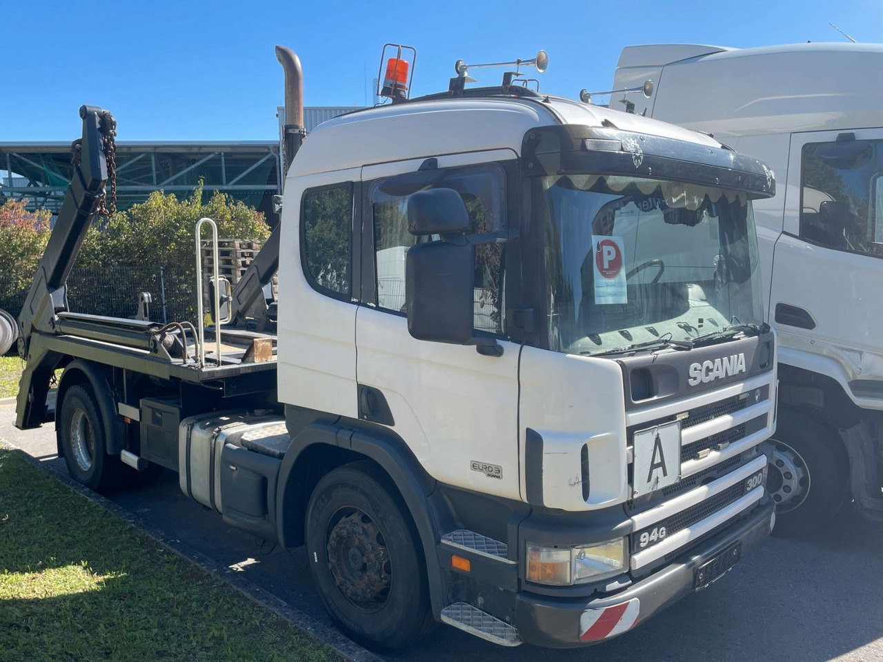 Scania B4X2 ATL, Absetzkipper - قلابات, شاحنة كرين: صور 1 Scania B4X2 ATL, Absetzkipper - قلابات, شاحنة كرين: صور 1