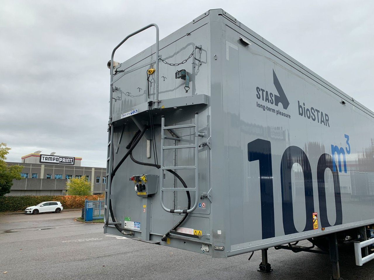 Stas bioSTAR ca 100 cbm 14,9 m Innenlänge - أرضية المشي نصف مقطورة: صور 3 Stas bioSTAR ca 100 cbm 14,9 m Innenlänge - أرضية المشي نصف مقطورة: صور 3