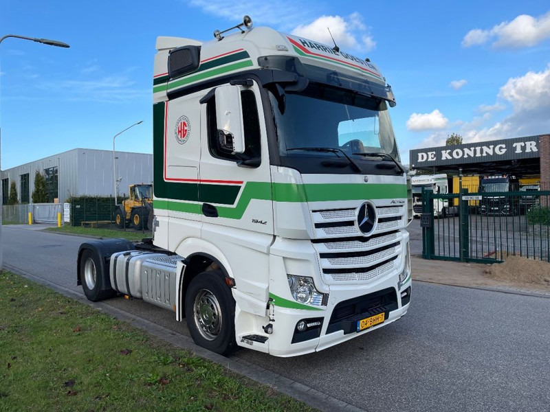Mercedes-Benz Actros 1842 holland truck 6-2016 - شاحنة جرار: صور 1 Mercedes-Benz Actros 1842 holland truck 6-2016 - شاحنة جرار: صور 1