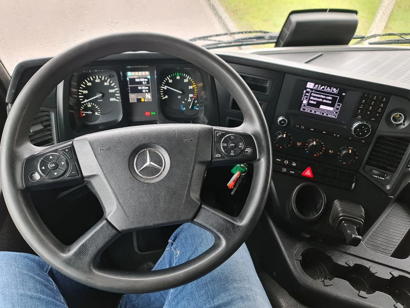 Mercedes-Benz Antos 1924 - مبردة شاحنة: صور 5 Mercedes-Benz Antos 1924 - مبردة شاحنة: صور 5