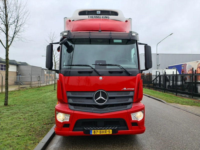 Mercedes-Benz Antos 1924 - مبردة شاحنة: صور 3 Mercedes-Benz Antos 1924 - مبردة شاحنة: صور 3