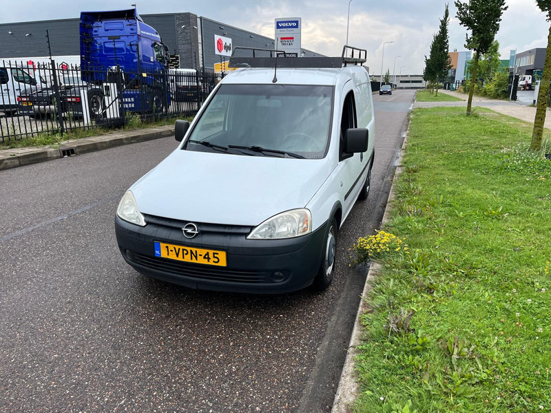 Opel Combo 1.3 CDTI, Airco, Radio, Roofrack - فان المدمجة: صور 3 Opel Combo 1.3 CDTI, Airco, Radio, Roofrack - فان المدمجة: صور 3