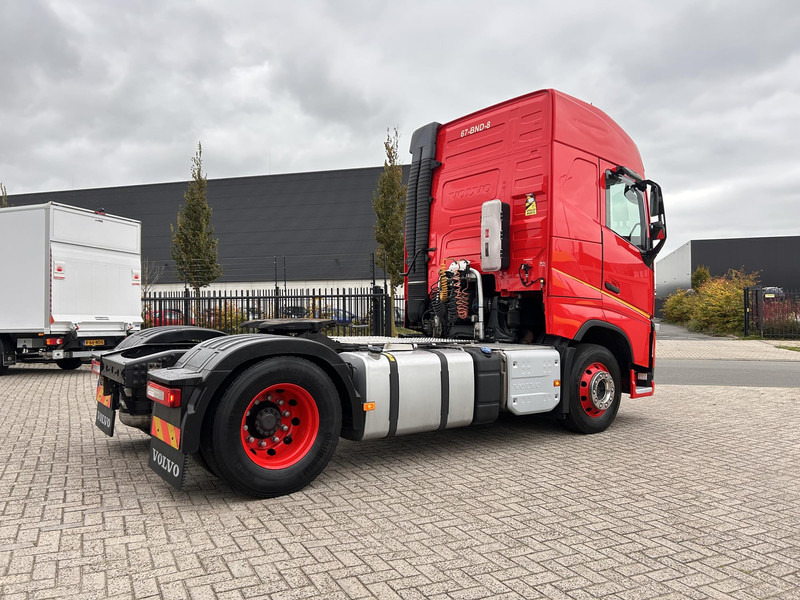 Volvo FH - شاحنة جرار: صور 2 Volvo FH - شاحنة جرار: صور 2