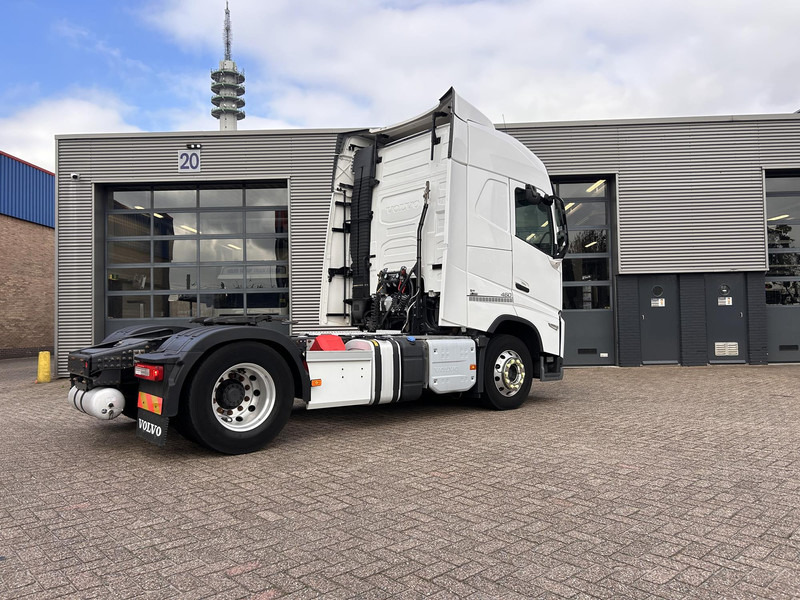 Volvo FH - شاحنة جرار: صور 3 Volvo FH - شاحنة جرار: صور 3