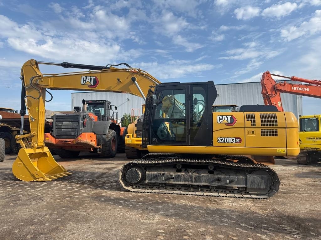 CAT 320 D 3 GC NEW UNUSED - حفارات زحافة: صور 1 CAT 320 D 3 GC NEW UNUSED - حفارات زحافة: صور 1