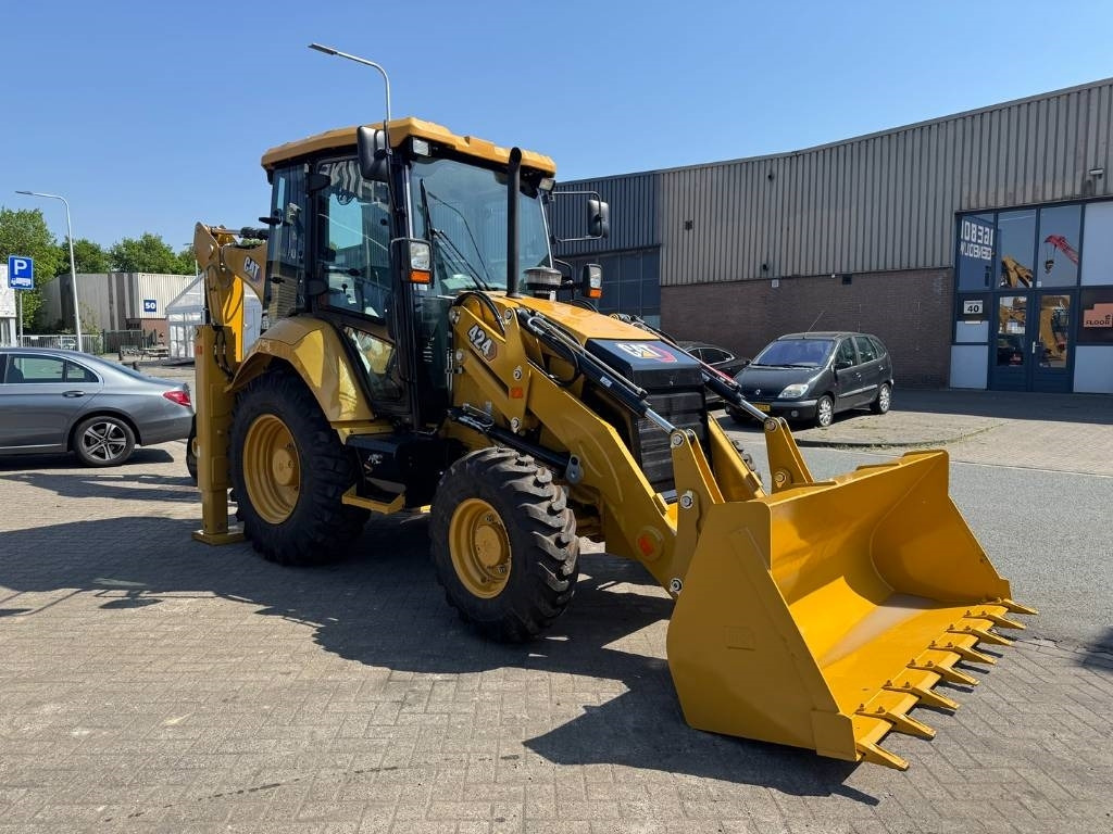 جديد حفار متعدد الاستخدام CAT 424 4X4 HAMMER LINE ( UNUSED ): صور 6