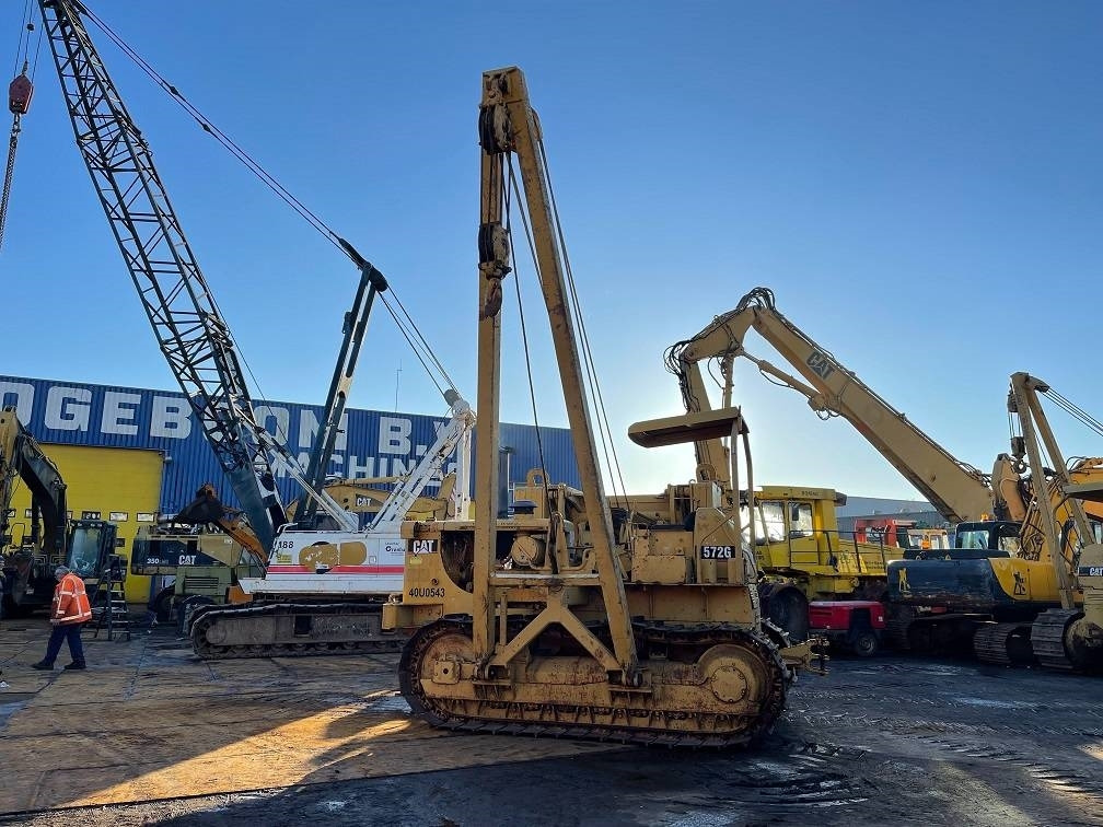 CAT 572 G - مجنزرة لمد الأنابيب: صور 2 CAT 572 G - مجنزرة لمد الأنابيب: صور 2