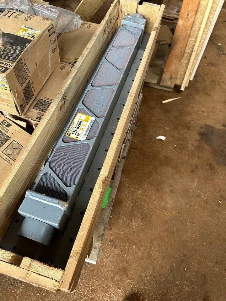 CAT 5N8208 5N-8208 core a after cooler - المشعاع - آلات البناء: صور 3 CAT 5N8208 5N-8208 core a after cooler - المشعاع - آلات البناء: صور 3