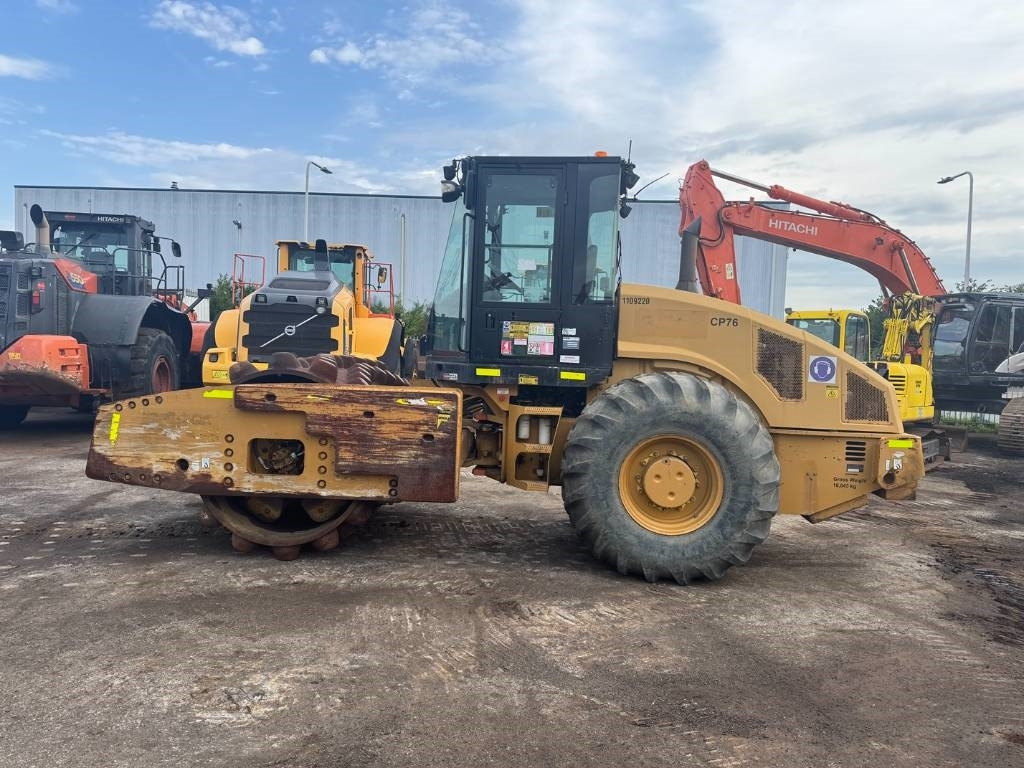 CAT CP 76 - مدماج: صور 1 CAT CP 76 - مدماج: صور 1