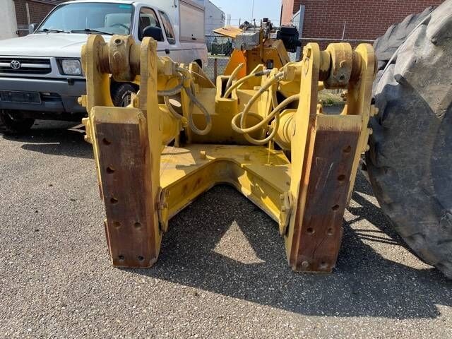 CAT D 8 R Ripper - حراث تحت التربة - آلات البناء: صور 4 CAT D 8 R Ripper - حراث تحت التربة - آلات البناء: صور 4