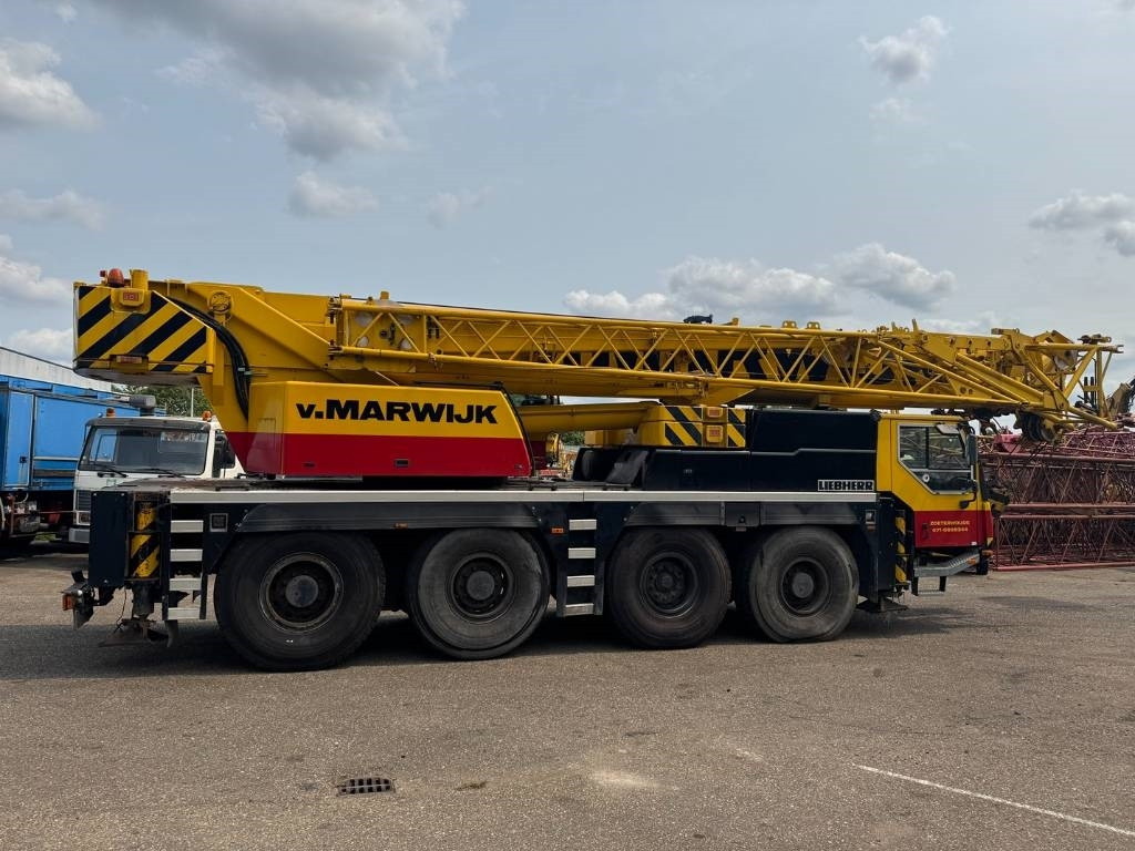 Liebherr LTM 1070-4.1 - رافعة لجميع التضاريس: صور 5 Liebherr LTM 1070-4.1 - رافعة لجميع التضاريس: صور 5