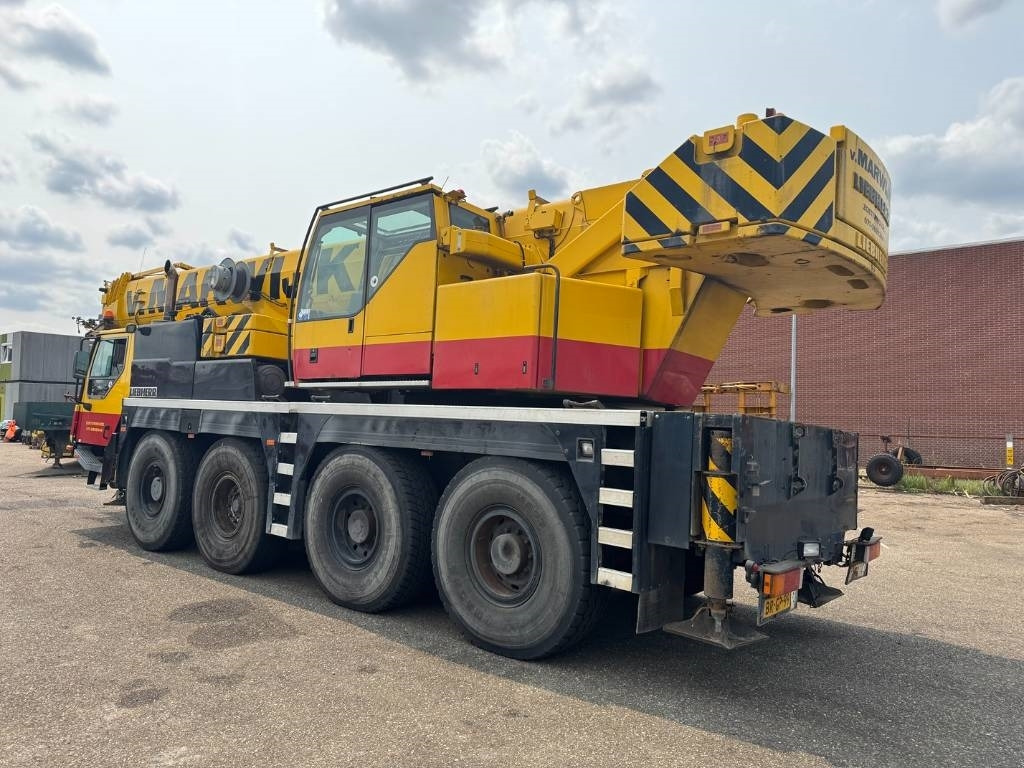 Liebherr LTM 1070-4.1 - رافعة لجميع التضاريس: صور 3 Liebherr LTM 1070-4.1 - رافعة لجميع التضاريس: صور 3