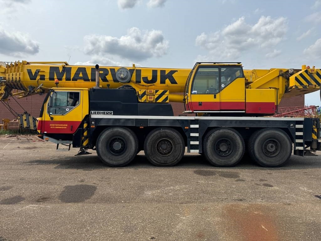 Liebherr LTM 1070-4.1 - رافعة لجميع التضاريس: صور 2 Liebherr LTM 1070-4.1 - رافعة لجميع التضاريس: صور 2
