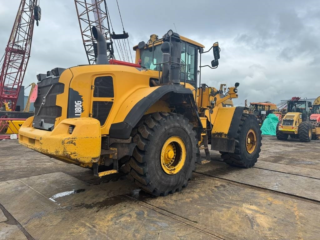 Volvo L 180 G - اللودر بعجل: صور 5 Volvo L 180 G - اللودر بعجل: صور 5