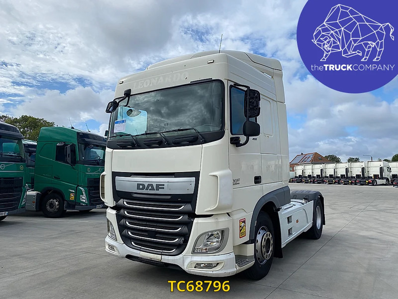 DAF XF 105 460 - شاحنة جرار: صور 1 DAF XF 105 460 - شاحنة جرار: صور 1