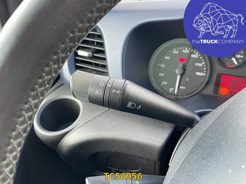 فان Iveco Daily 35-160 HI MATIC - L4H2: صور 19 فان Iveco Daily 35-160 HI MATIC - L4H2: صور 19