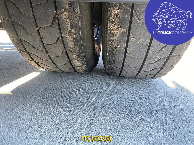 Iveco Stralis 440 S48 - شاحنة جرار: صور 4 Iveco Stralis 440 S48 - شاحنة جرار: صور 4