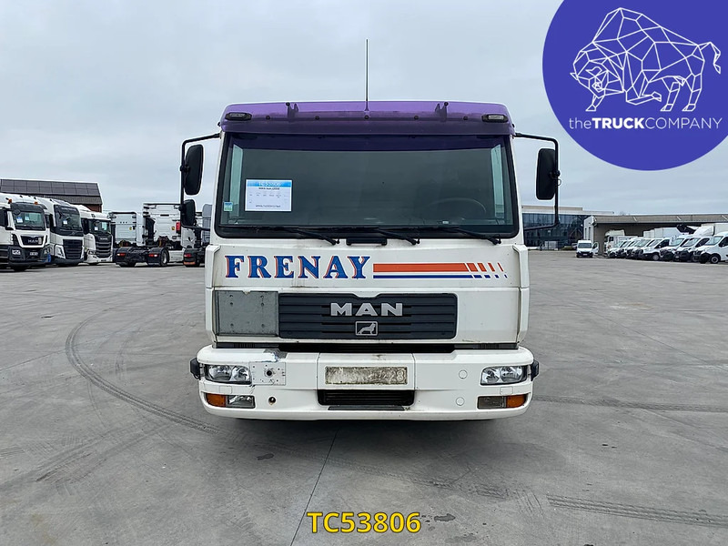 MAN L 2000 12.220 - شاحنة صهريج: صور 2 MAN L 2000 12.220 - شاحنة صهريج: صور 2