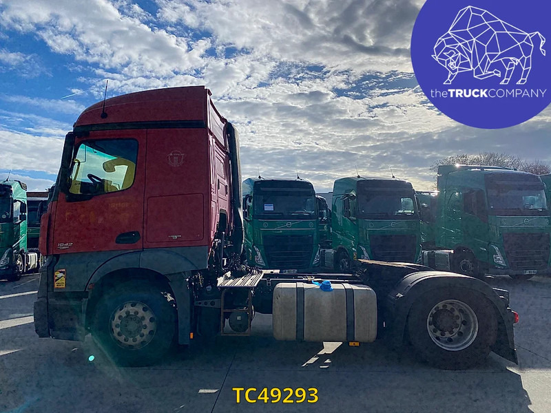 Mercedes-Benz 18.42 - شاحنة جرار: صور 2 Mercedes-Benz 18.42 - شاحنة جرار: صور 2