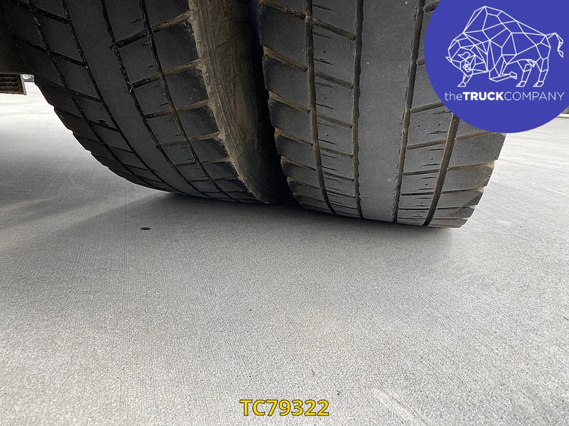 Mercedes-Benz Actros 1842 - شاحنة جرار: صور 4 Mercedes-Benz Actros 1842 - شاحنة جرار: صور 4