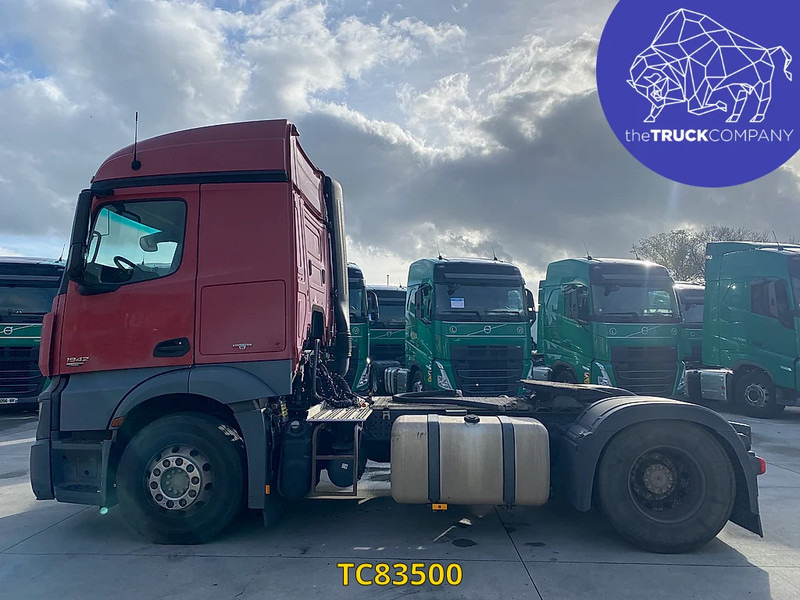 Mercedes-Benz Actros 1842 - شاحنة جرار: صور 2 Mercedes-Benz Actros 1842 - شاحنة جرار: صور 2