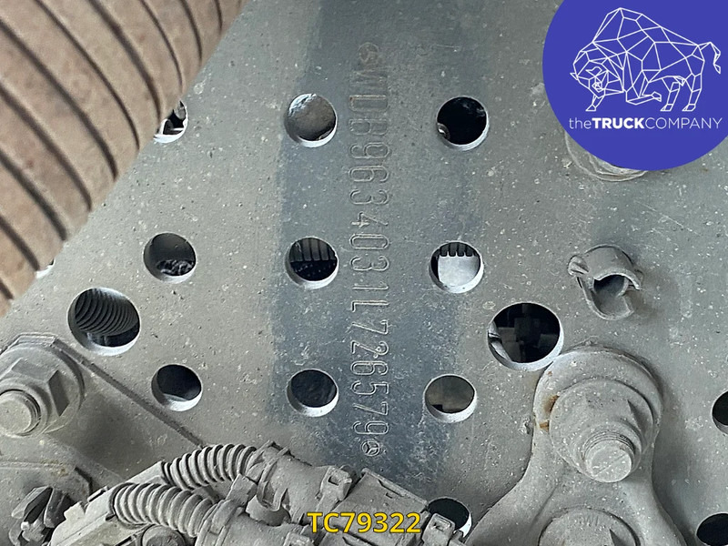 Mercedes-Benz Actros 1842 - شاحنة جرار: صور 3 Mercedes-Benz Actros 1842 - شاحنة جرار: صور 3