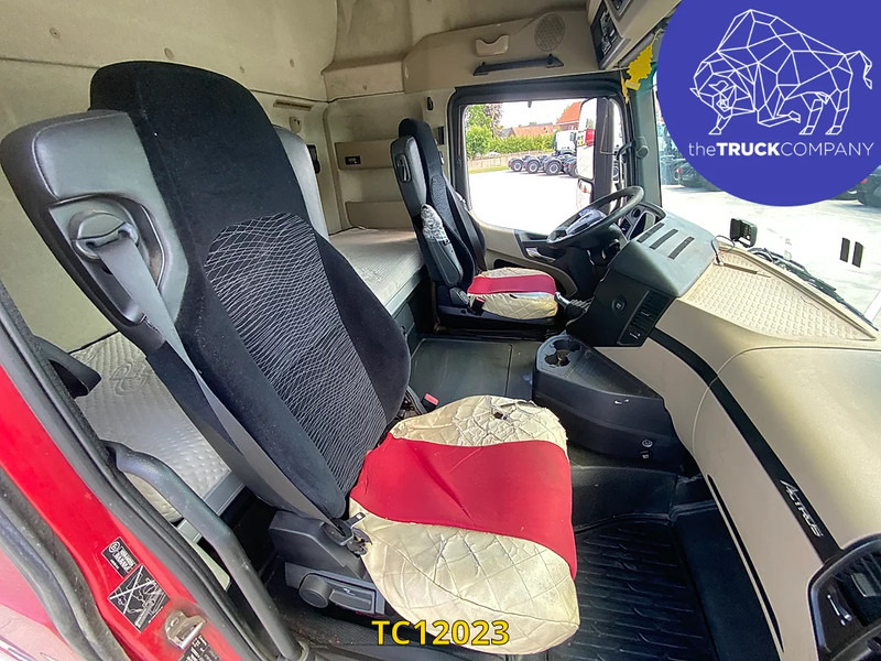 Mercedes-Benz Actros 1842 - شاحنة جرار: صور 5 Mercedes-Benz Actros 1842 - شاحنة جرار: صور 5