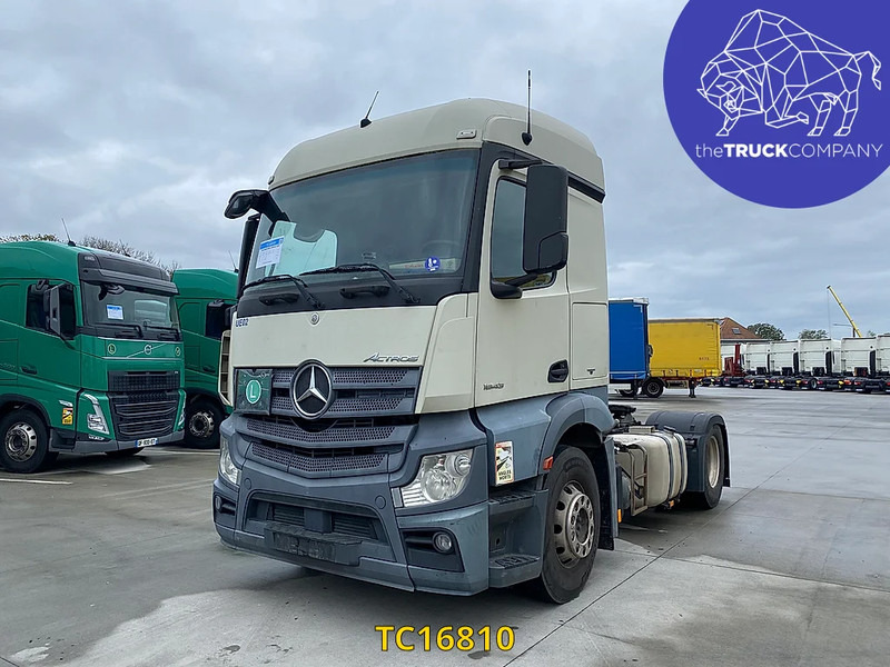 Mercedes-Benz Actros 1843 - شاحنة جرار: صور 1 Mercedes-Benz Actros 1843 - شاحنة جرار: صور 1