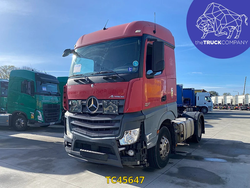 Mercedes-Benz Actros 1843 - شاحنة جرار: صور 1 Mercedes-Benz Actros 1843 - شاحنة جرار: صور 1