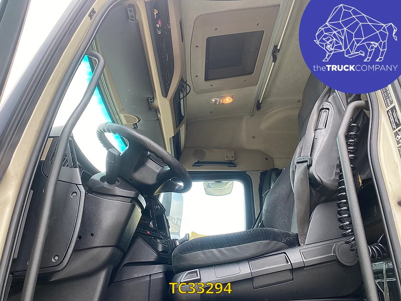 Mercedes-Benz Actros 1843 - شاحنة جرار: صور 5 Mercedes-Benz Actros 1843 - شاحنة جرار: صور 5