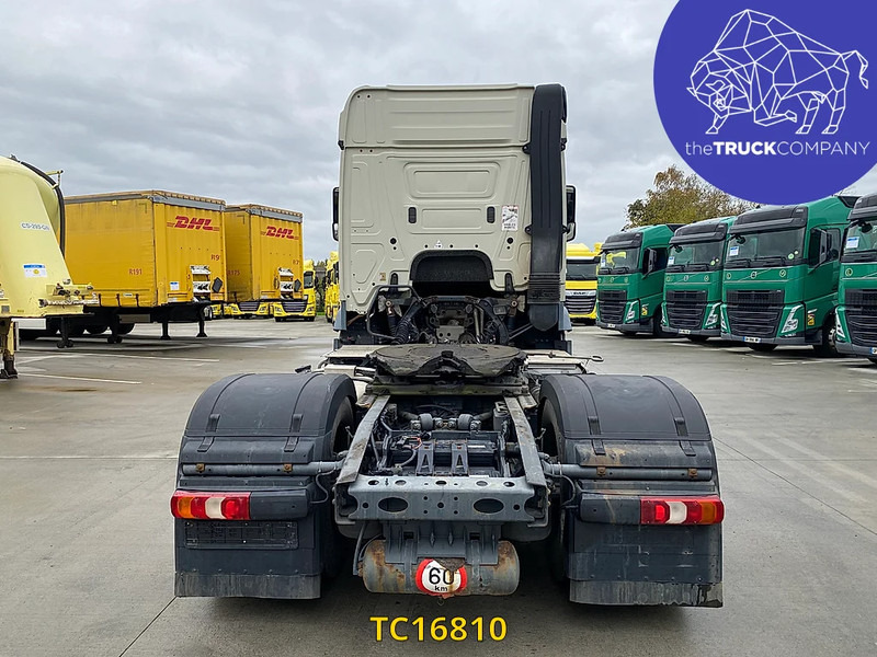 Mercedes-Benz Actros 1843 - شاحنة جرار: صور 4 Mercedes-Benz Actros 1843 - شاحنة جرار: صور 4