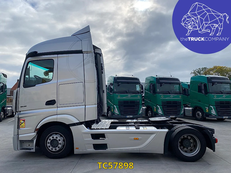 Mercedes-Benz Actros 1845 - شاحنة جرار: صور 2 Mercedes-Benz Actros 1845 - شاحنة جرار: صور 2