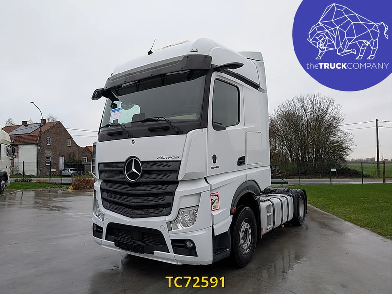 Mercedes-Benz Actros 1845 - شاحنة جرار: صور 1 Mercedes-Benz Actros 1845 - شاحنة جرار: صور 1