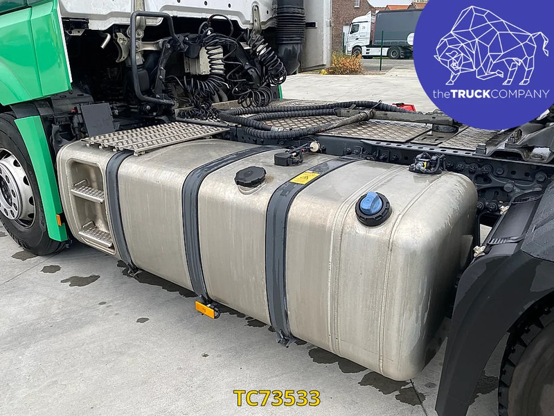 شاحنة جرار Mercedes-Benz Actros 1848: صور 18 شاحنة جرار Mercedes-Benz Actros 1848: صور 18