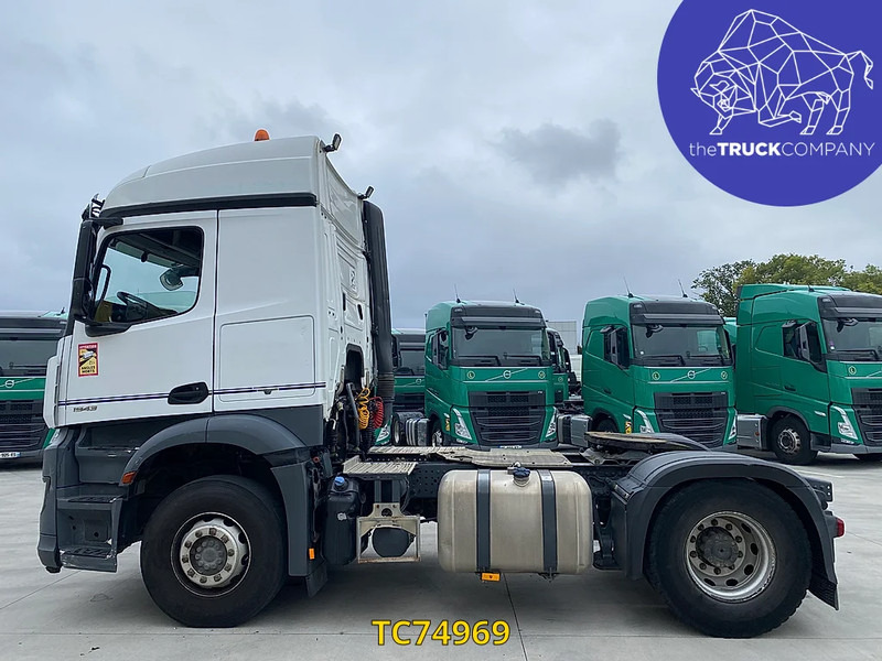 Mercedes-Benz Arocs 1943 - شاحنة جرار: صور 2 Mercedes-Benz Arocs 1943 - شاحنة جرار: صور 2