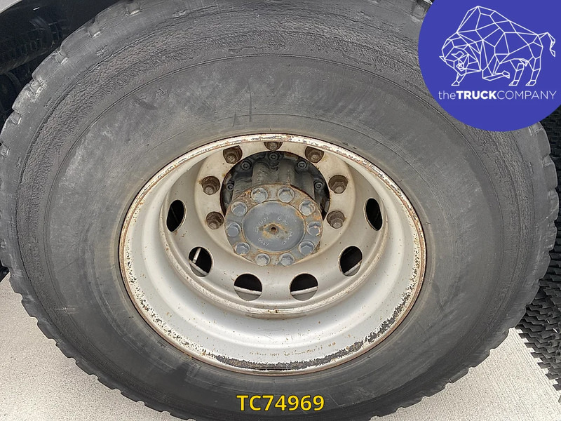 شاحنة جرار Mercedes-Benz Arocs 1943: صور 19