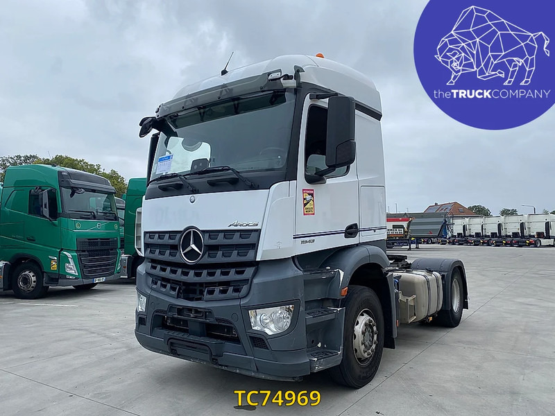 Mercedes-Benz Arocs 1943 - شاحنة جرار: صور 1 Mercedes-Benz Arocs 1943 - شاحنة جرار: صور 1