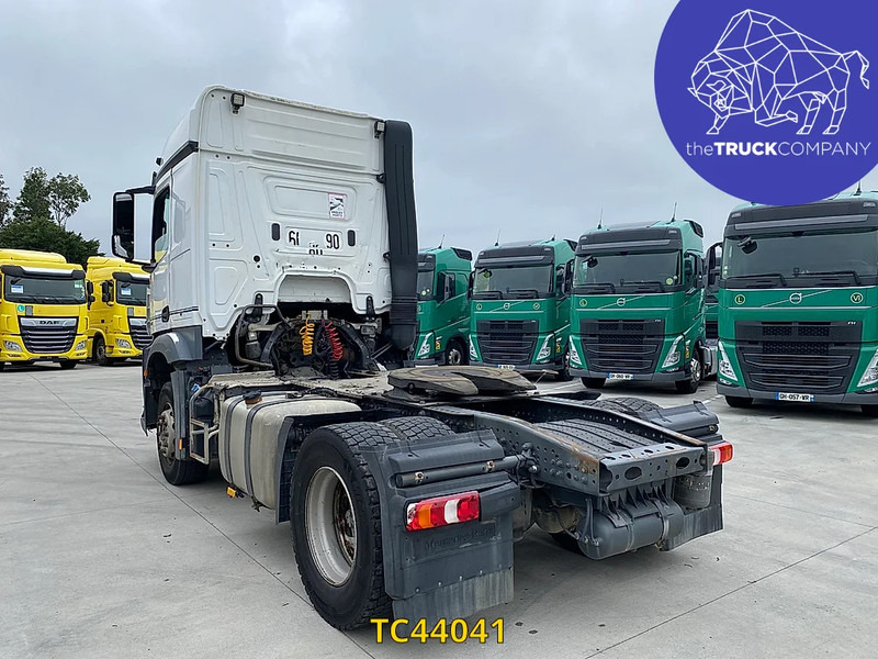 Mercedes-Benz Arocs 1943 - شاحنة جرار: صور 3 Mercedes-Benz Arocs 1943 - شاحنة جرار: صور 3