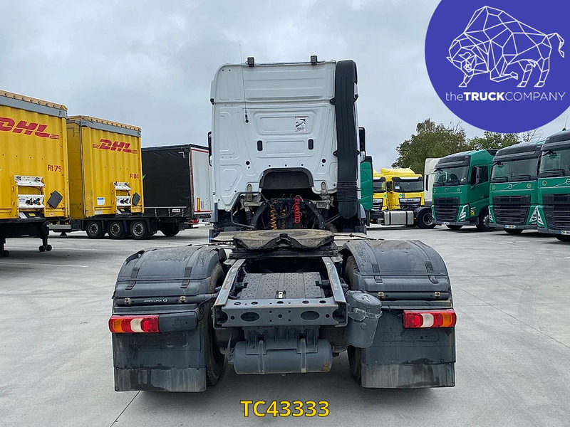 Mercedes-Benz Arocs 1943 - شاحنة جرار: صور 4 Mercedes-Benz Arocs 1943 - شاحنة جرار: صور 4