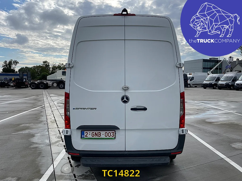 Mercedes-Benz Sprinter E-Sprinter L2H2 - فان, فان كهربائية: صور 4 Mercedes-Benz Sprinter E-Sprinter L2H2 - فان, فان كهربائية: صور 4