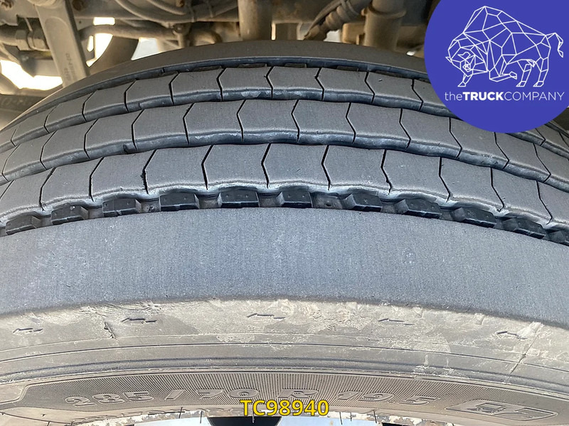 Renault D 240 - بصندوق مغلق شاحنة: صور 4 Renault D 240 - بصندوق مغلق شاحنة: صور 4