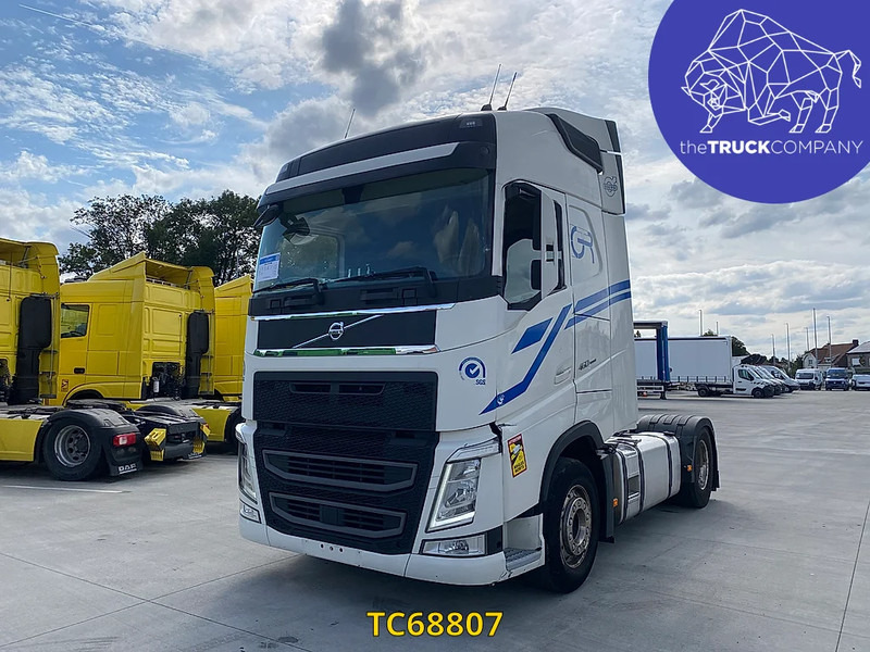 Volvo FH 460 - شاحنة جرار: صور 1 Volvo FH 460 - شاحنة جرار: صور 1